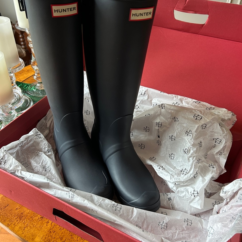 Hunter Women’s ADJUSTABLE Blue Tall Boots